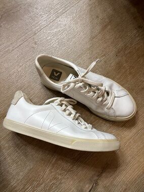 Veja Esplar Cream/White Leather Sneakers with Subtle V Detail